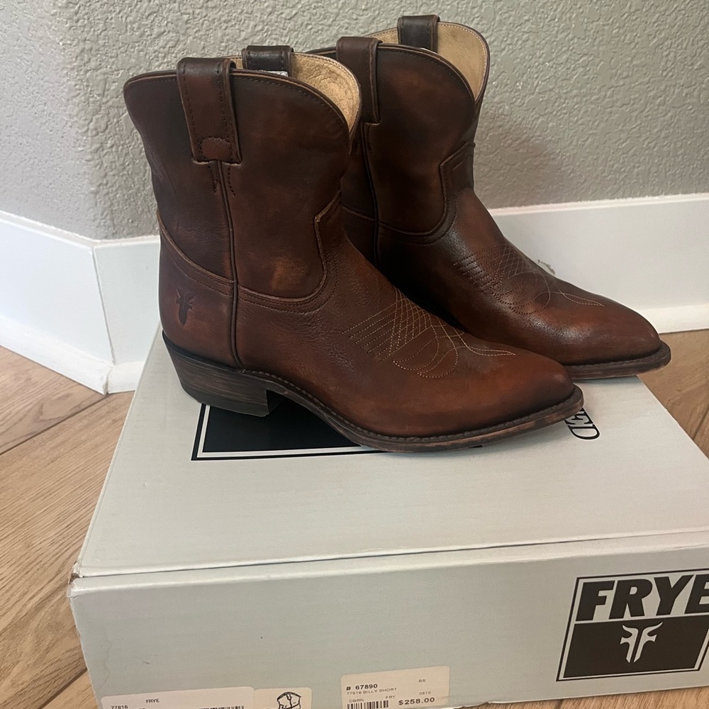 Frye Women’s Rich Brown Western Boots